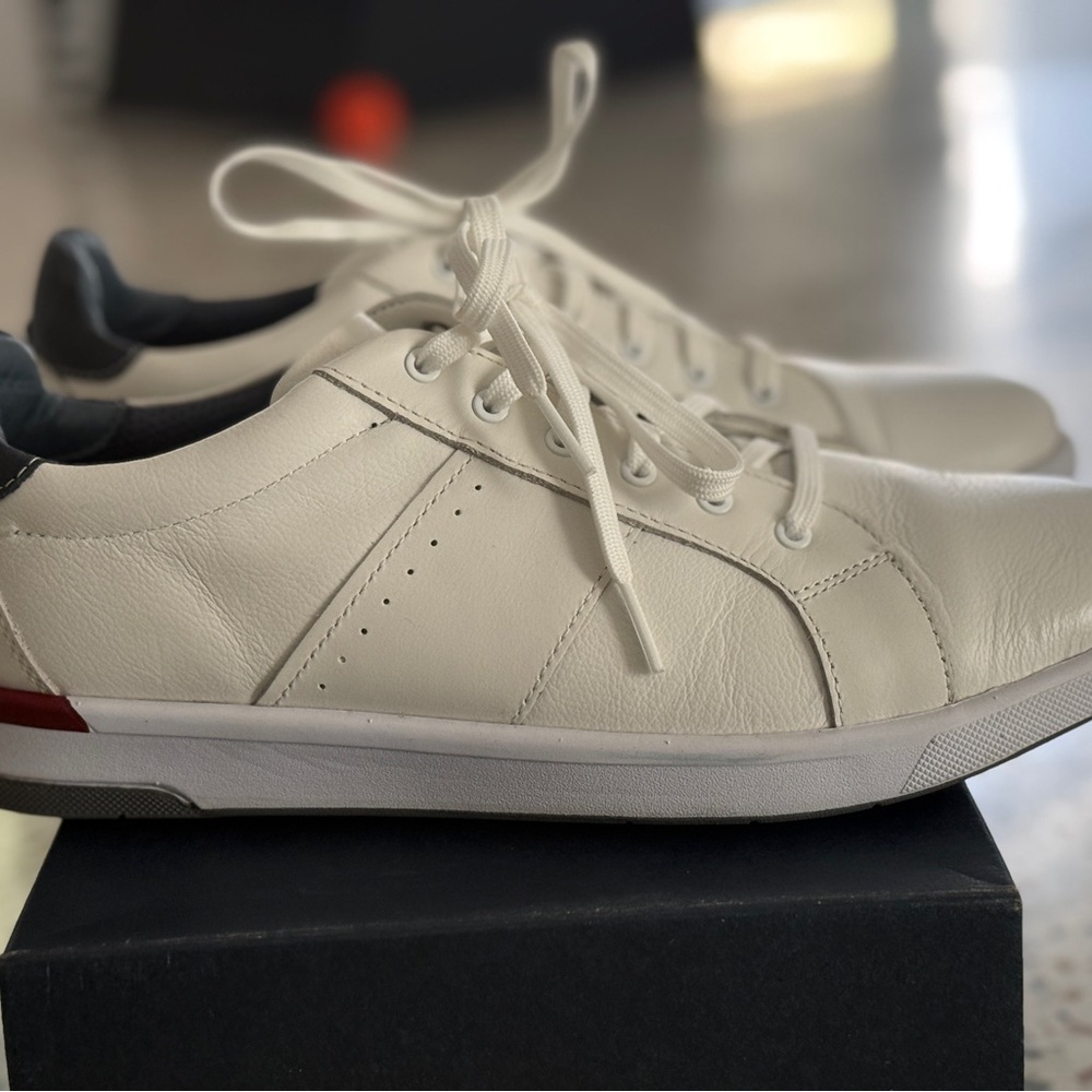 NEW Florsheim White Leather Men's Social Lace to Toe Sneakers